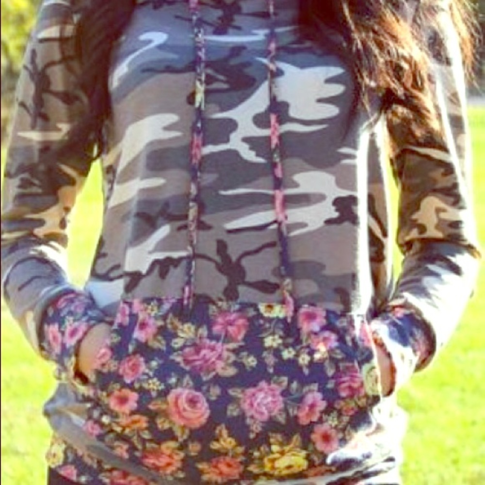 SALE! NEED GONE//Camouflage Hoodie